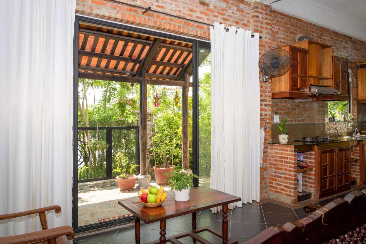 Calm House 2 Hostel Хойан Экстерьер фото
